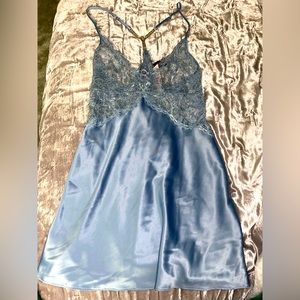 Brand new Victoria’s Secret slip size M